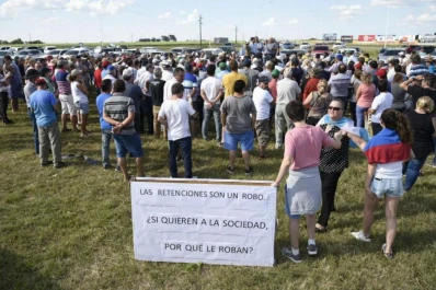 Los productores se movilizaron en rechazo de las medidas de la Nación