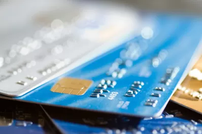 Empresarios locales alertan sobre el impacto de un incremento del 30% para el dólar turista