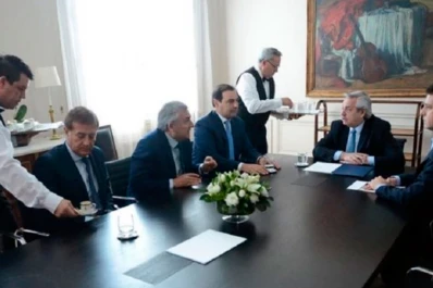 Los gobernadores radicales sentarán a sus diputados para debatir las leyes de emergencia