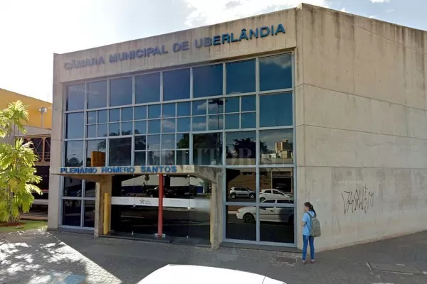 Detuvieron a 20 concejales acusados de desviar fondos públicos