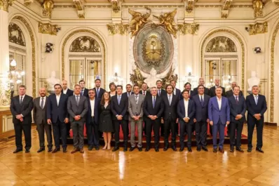 El Gobierno acordó con las provincias suspender por un año el pacto fiscal