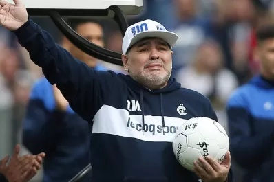 Maradona y otra demostración de cariño hacia Lionel Messi