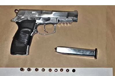 En Yerba Buena Liberaron al hombre que baleó al vecino por una pelea de perros