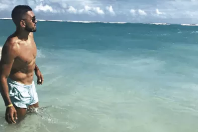 Los jugadores de San Martín cargan pilas en la playa
