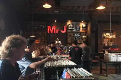 ¿Estás buscando ese disco para las fiestas? Se viene un bonus track de la Feria de Vinilos en Tucumán