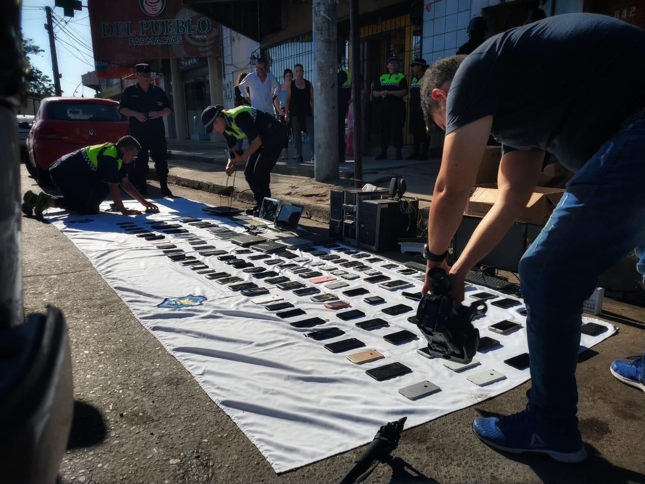 Megaoperativo en Barrio Sur por el robo de celulares