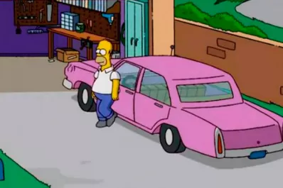 ¡Se terminó el misterio! Revelaron cuál es el modelo de auto de Homero Simpson