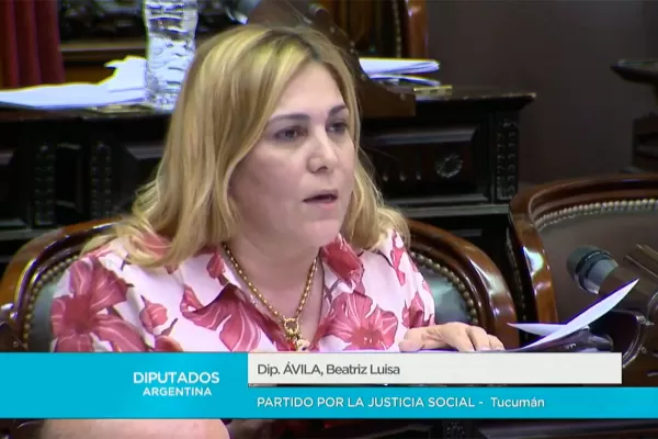 El alfarismo se despega del macrismo y del oficialismo