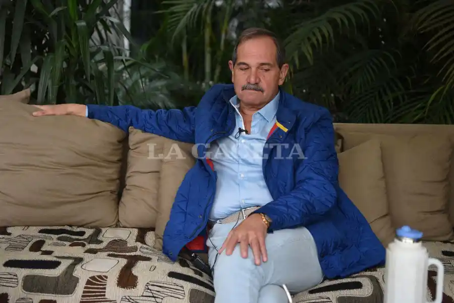 A casi un mes de la denuncia, Alperovich aún no fue convocado a declarar: la causa sigue dilatándose