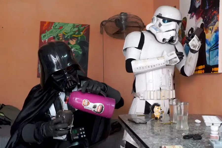 A pura cumbia, entre la achilata y el panchuque: este es el Darth Vader tucumano