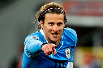 Diego Forlán es el nuevo entrenador de Peñarol