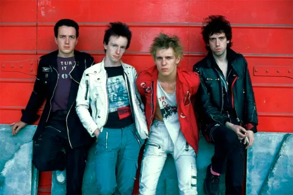 Hace 40 años, The Clash abría el punk