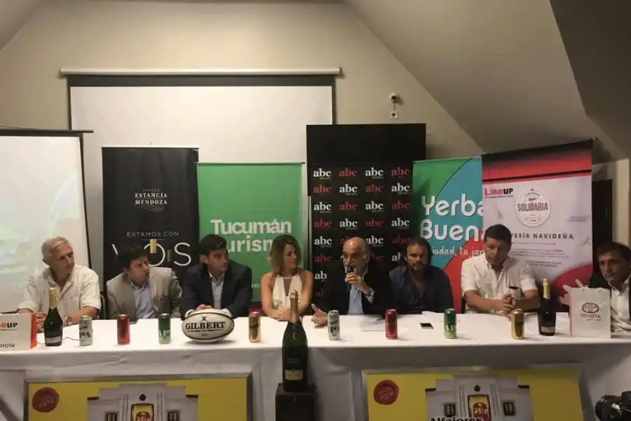 PRESENTACIÓN. Tuvo lugar el miércoles por la noche en el hotel Howard Johnson. twitter@URTrugby