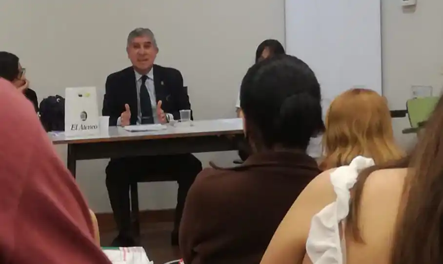 Víctor Chocobar, el docente exonerado de la Facultad de Derecho