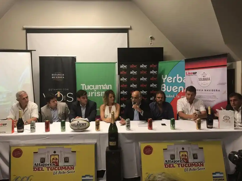 PRESENTACIÓN. Tuvo lugar el miércoles por la noche en el hotel Howard Johnson. twitter@URTrugby