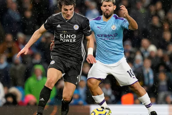 Con la vuelta de Sergio Agüero, Manchester City le ganó al Leicester 3-1