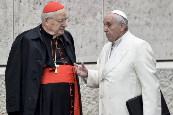 Francisco remueve al polémico Sodano como cardenal decano