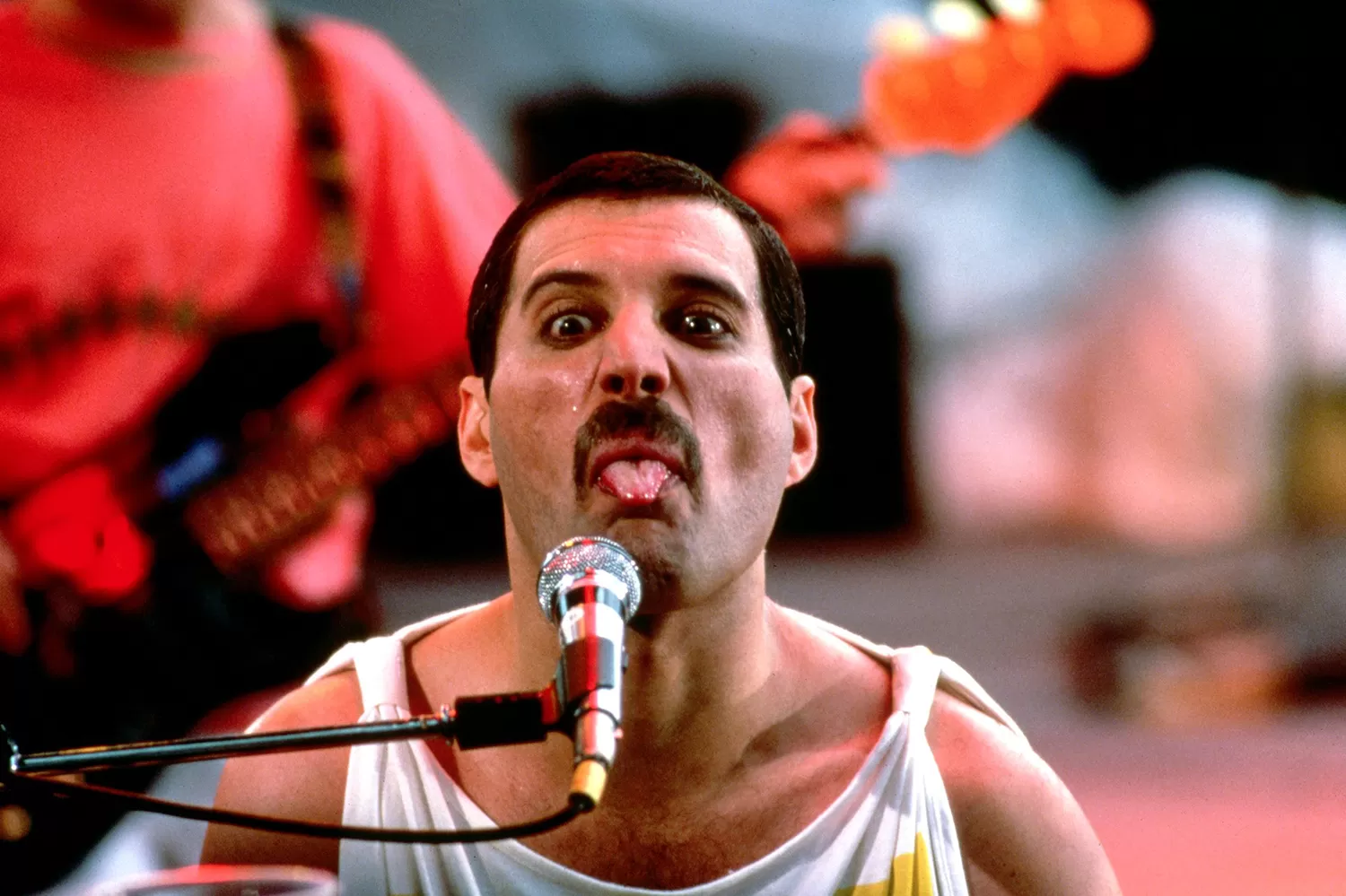 Freddie Mercury es reconocido por su generosidad y cariño con sus allegados.