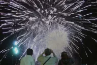 ¡A tener mucho cuidado! Cómo prevenir accidentes con pirotecnia en las Fiestas