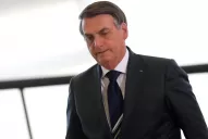 Bolsonaro dice que recibiría con honores a Alberto Fernández 
