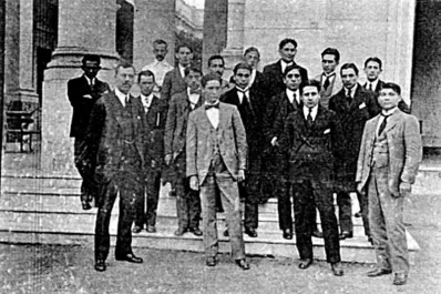Los primeros egresados de la Escuela de Agricultura