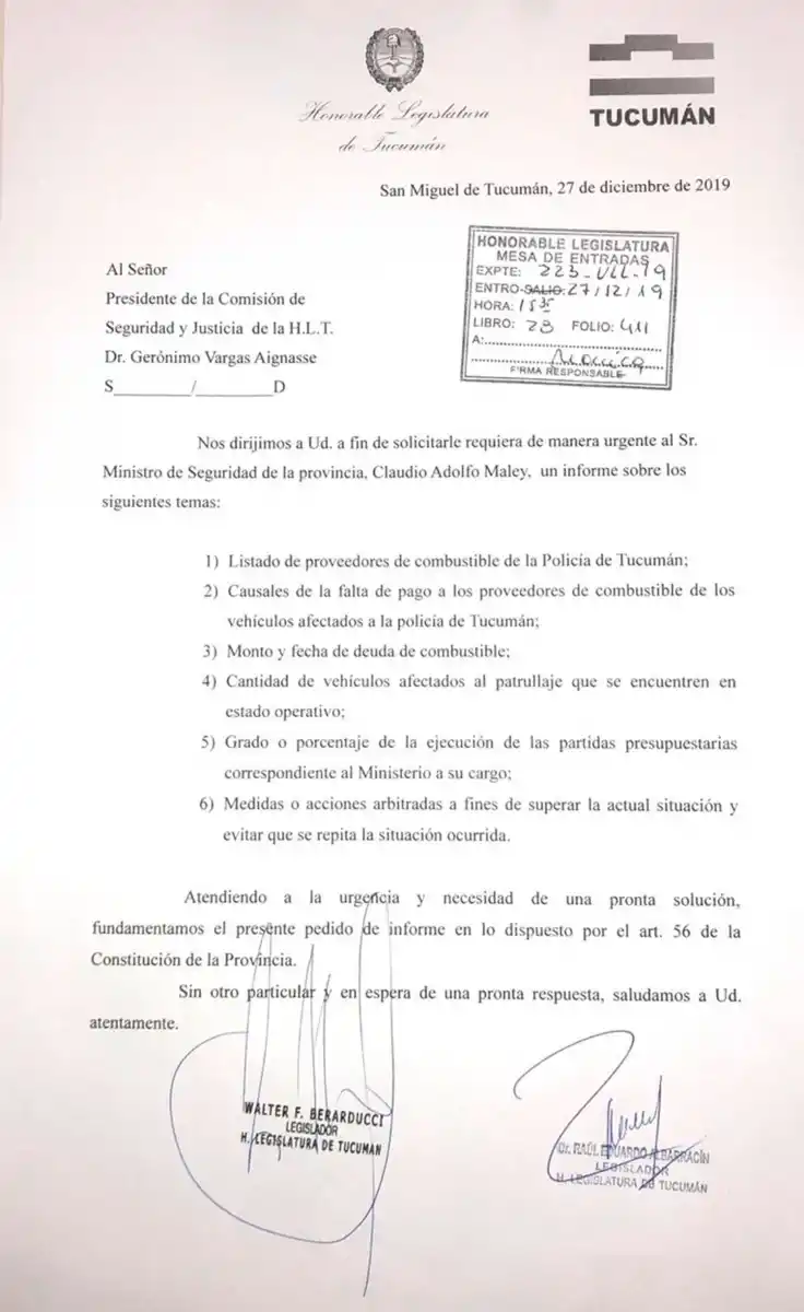 Legisladores quieren saber cómo se manejan los fondos destinados a combustible para la Policía