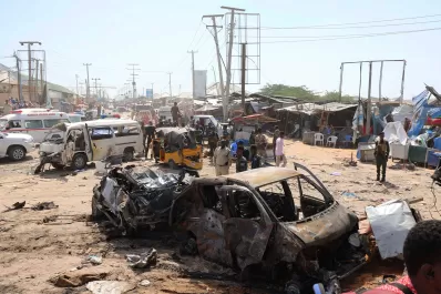 Atentado terrorista en Somalia: al menos 94 muertos y cientos de heridos