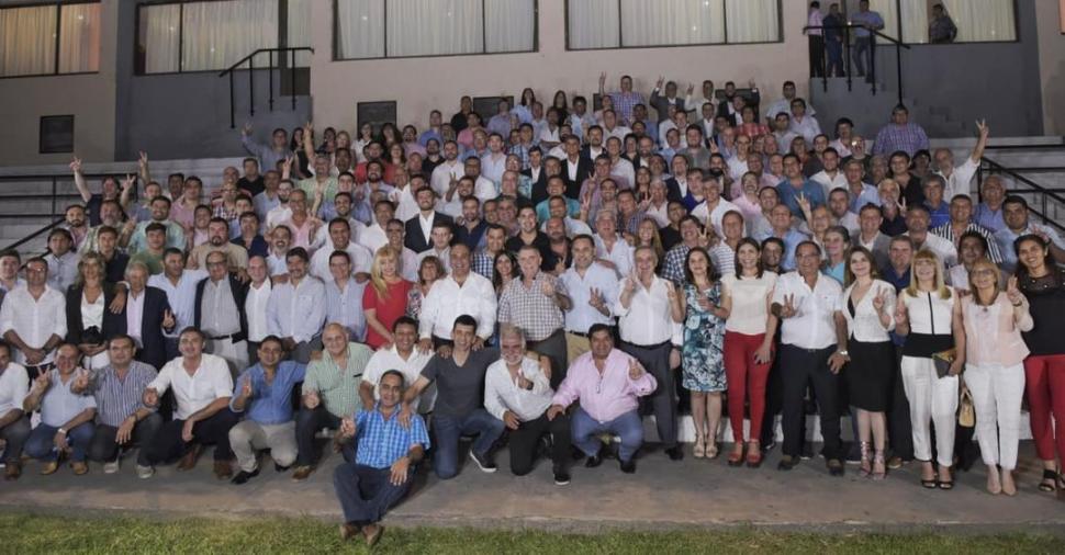 Dimes y diretes de la política tucumana