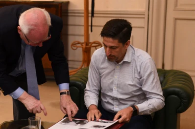 Al 70% de los niños de sectores vulnerables nunca les ha leído un cuento, dijo Trotta