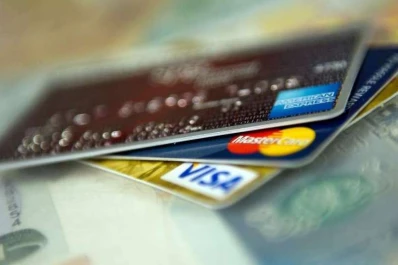 Desde enero, los comercios pagarán menos por recibir tarjetas de crédito