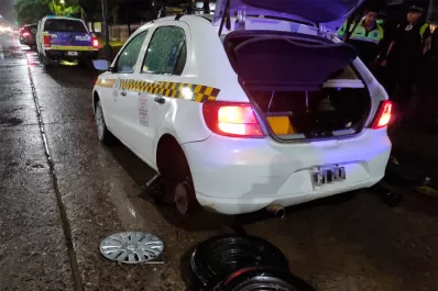 Pinchó una rueda, bajó a cambiarla y murió de un infarto
