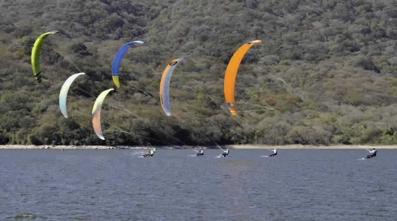 El dique Celestino Gelsi es un paraíso para los deportes náuticos