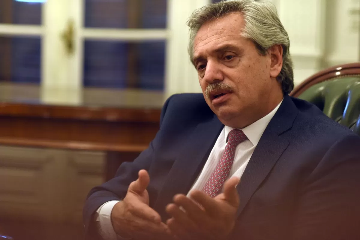 Fernández inculpa  al FMI por la deuda que contrajo Macri