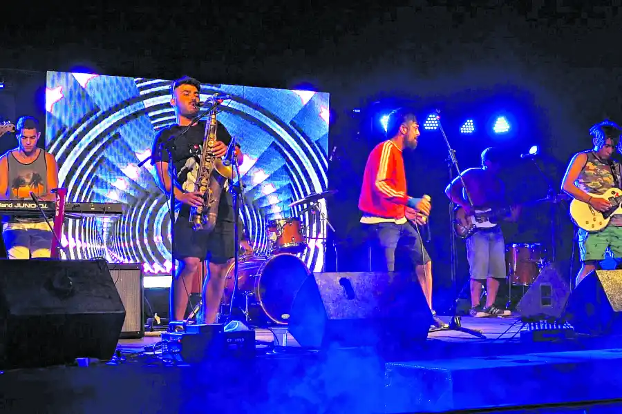 A PURA MÚSICA. Bandas locales compartieron su magia.
