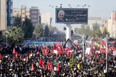 Decenas de muertos por una avalancha humana durante el funeral de Qassem Soleimani en Irán