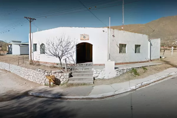 Detuvieron al jefe de la comisaría de El Mollar, acusado de haber maltratado a una mujer