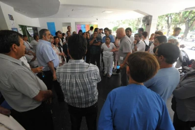 La Asociación de Médicos Empleados advierte que irá al paro