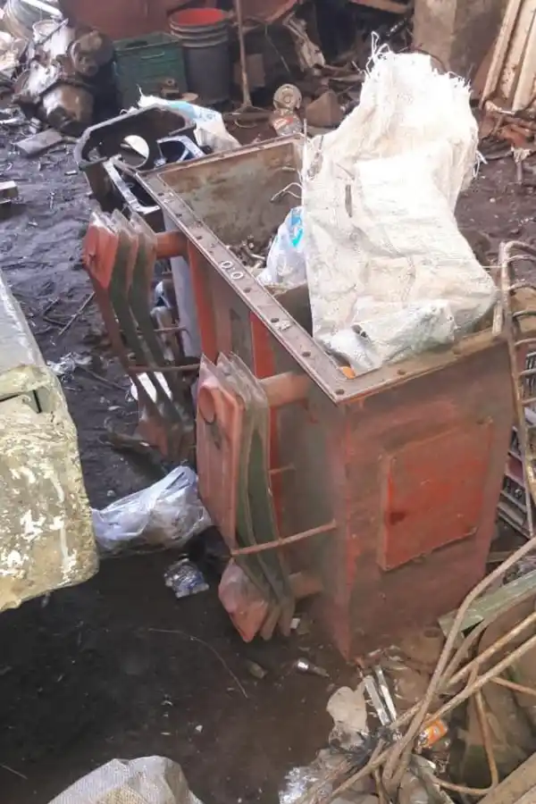 HALLAZGO. Rollos de cobre que fueron encontrados en los allanamientos.