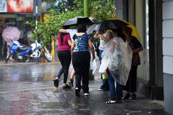 Tucumán está bajo alerta meteorológica por abundantes precipitaciones
