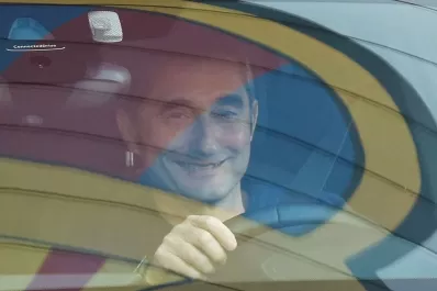 Barcelona decidió despedir al entrenador Ernesto Valverde