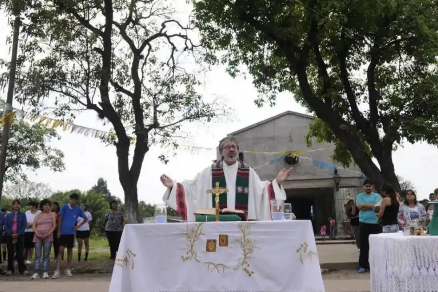 MUCHÍSIMAS DUDAS. La muerte del padre Juan Viroche levantó varias sospechas.