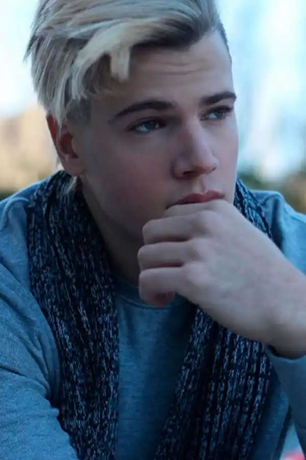 Quién es Adriano, el bañero tucumano del nuevo programa de Marley