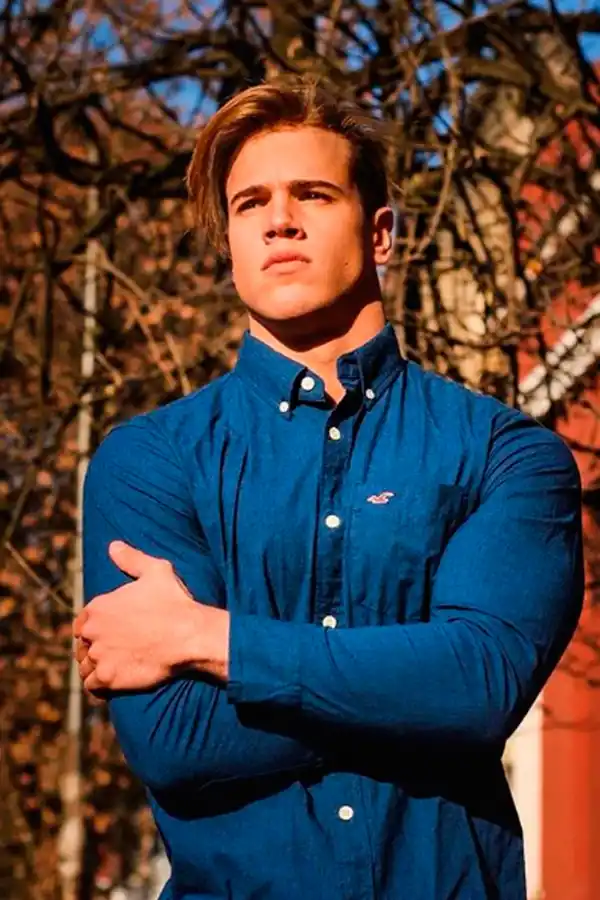 Quién es Adriano, el bañero tucumano del nuevo programa de Marley