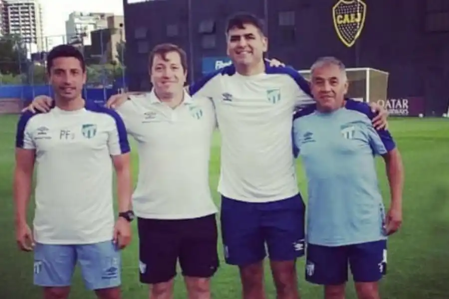 Atlético tratará de evitar la postergación de la Superliga