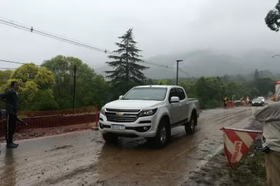 Habilitaron el tránsito vehicular en el puente del río Muerto