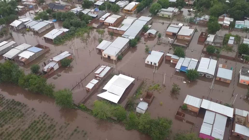 El después de las inundaciones: así se vieron desde un helicóptero las zonas afectadas en Tucumán