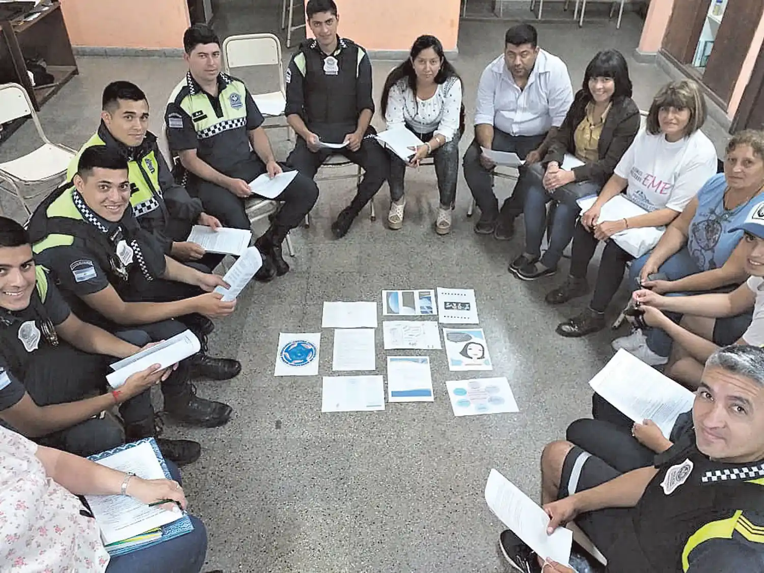 CAPACITÁNDOSE. Los efectivos se preparan para la nueva tarea.