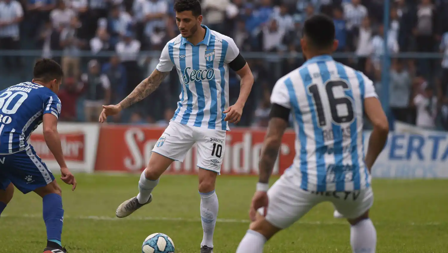 NO ENCAJÓ. Aunque jugó 15 partidos, Castellani no se ganó nunca un lugar en el equipo de Zielinski.