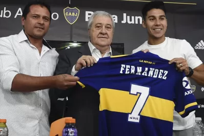 Ahora sí: Pol Fernández es el primer refuerzo de Boca