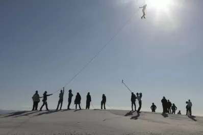El tucumano Saraceno intentará el primer vuelo impulsado por aire de la historia